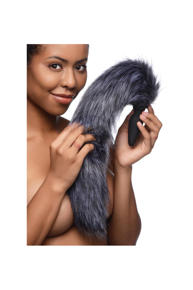 XR Brands - Tailz - Snap-On Silicone Plug with 3 Interchangeable Tails - Stag Shop