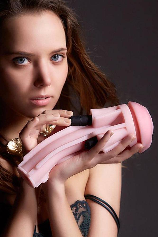 Fleshlight - Vibro - Vibrating Pussy Masturbator - Stag Shop