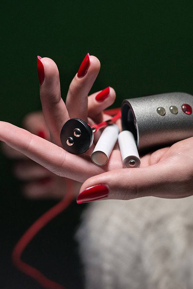 Fun Factory - Hybrid Rechargeable Battery Kit - Stag Shop