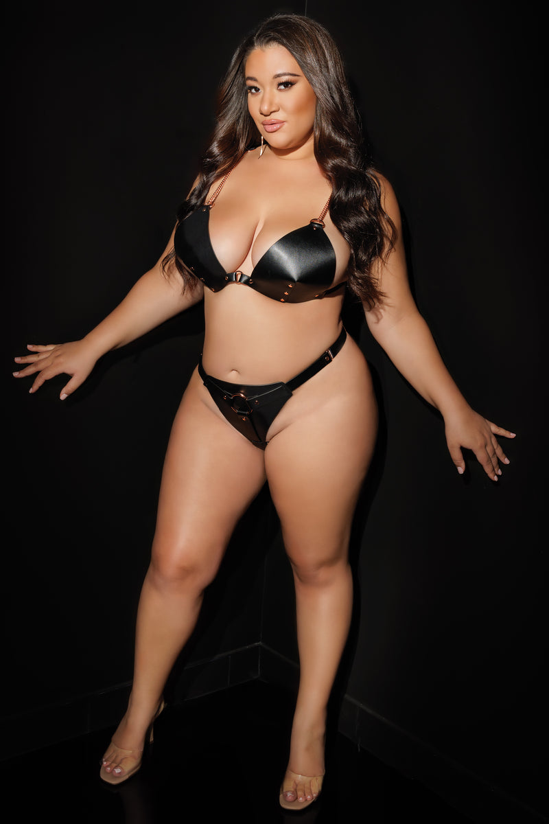 Coquette - 24507 - Bralette & Thong - Black/Rose Gold - OS/XL - Stag Shop