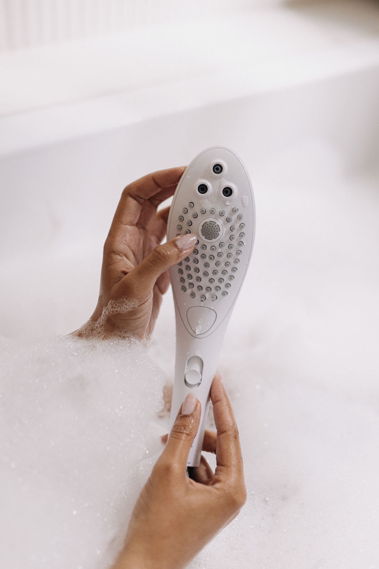 Womanizer - Wave 2-in-1 Pleasure Stimulation Shower Head - White - Stag Shop