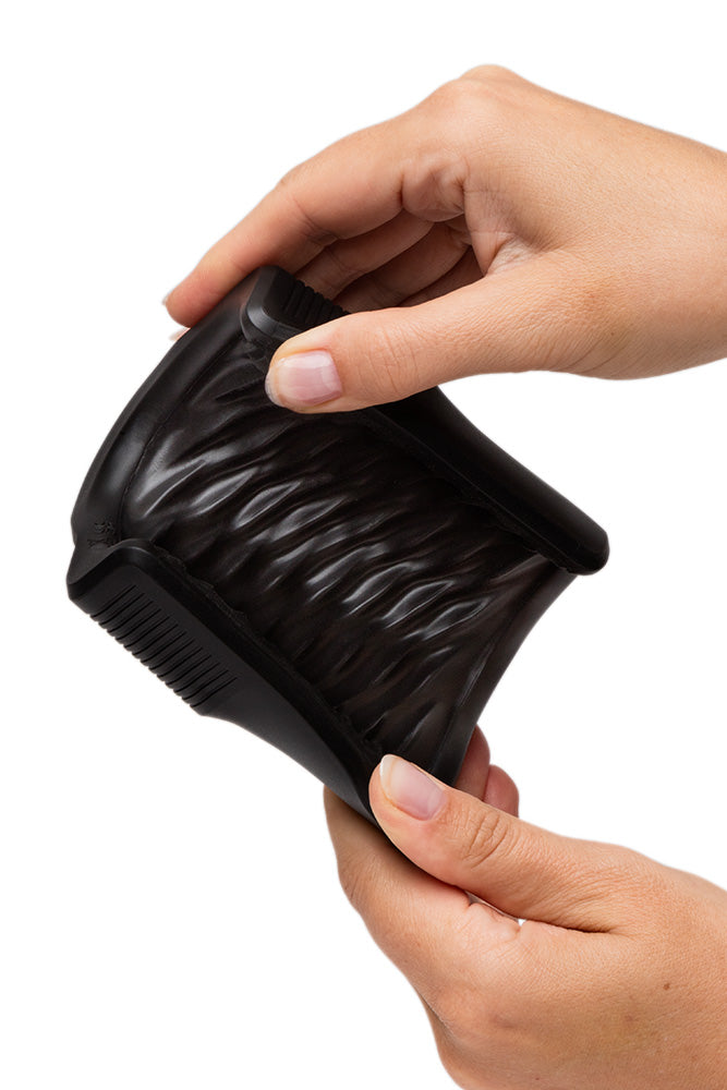 Arcwave - Zing Vibrating Stroker - Stag Shop