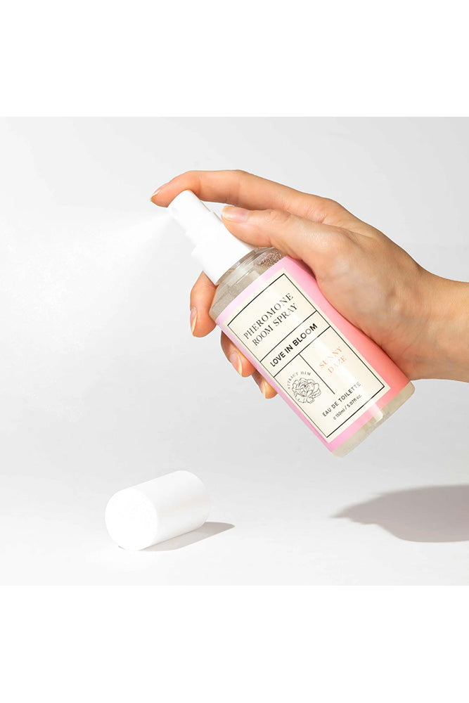 Eye Of Love - Sunny Daze Pheromone Room Spray – Attract Him - 5oz - Stag Shop