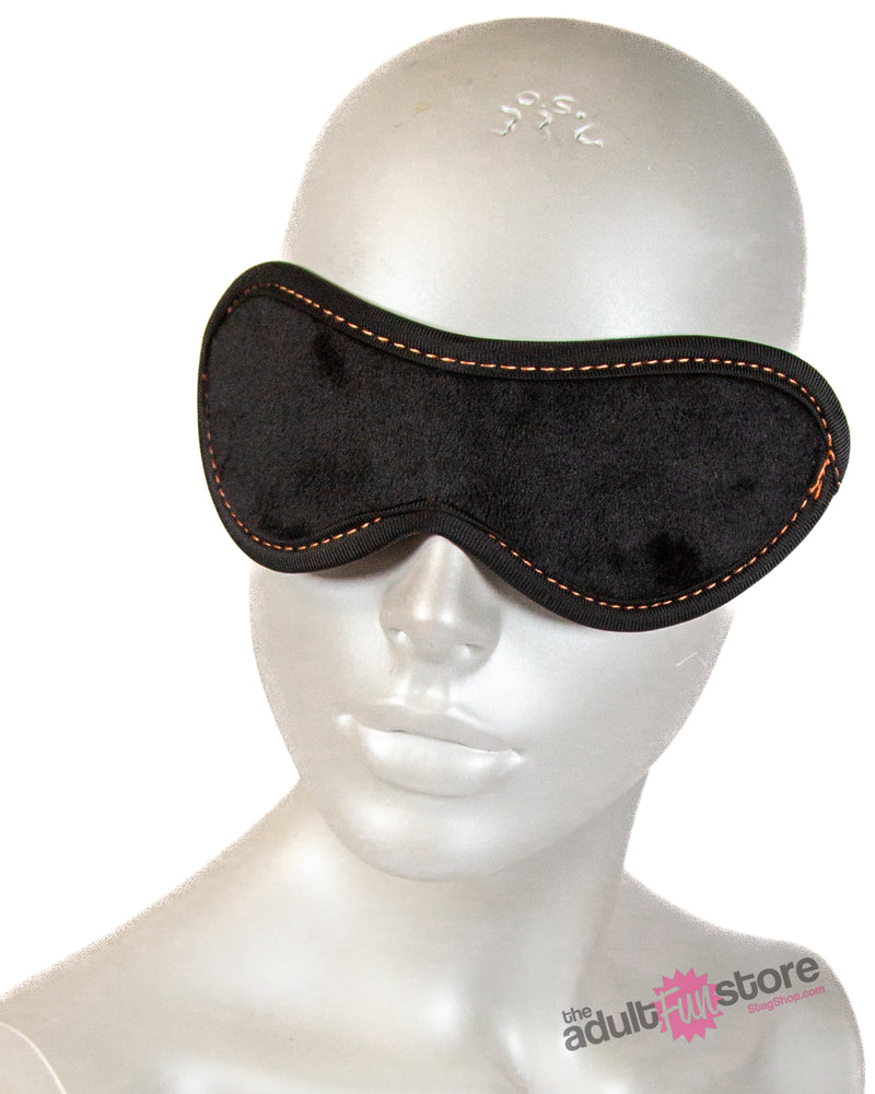 Icon Brands -  Orange is the New Black - Kit 2 See No Evil Basics Kit - Stag Shop