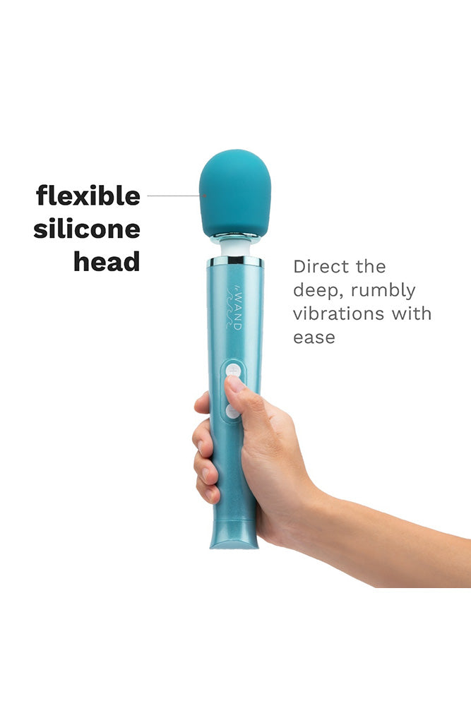 Le Wand - Dive Submersible & Rechargeable Vibrating Wand Massager - Stag Shop