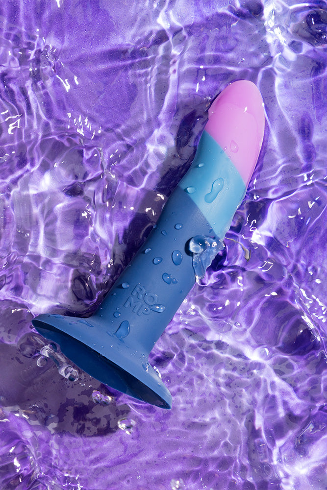 Romp - Piccolo 5.5" Dildo - Purple/Blue - Stag Shop