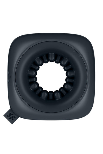 Satisfyer - Ring Stroker With Vibration - Black - Stag Shop