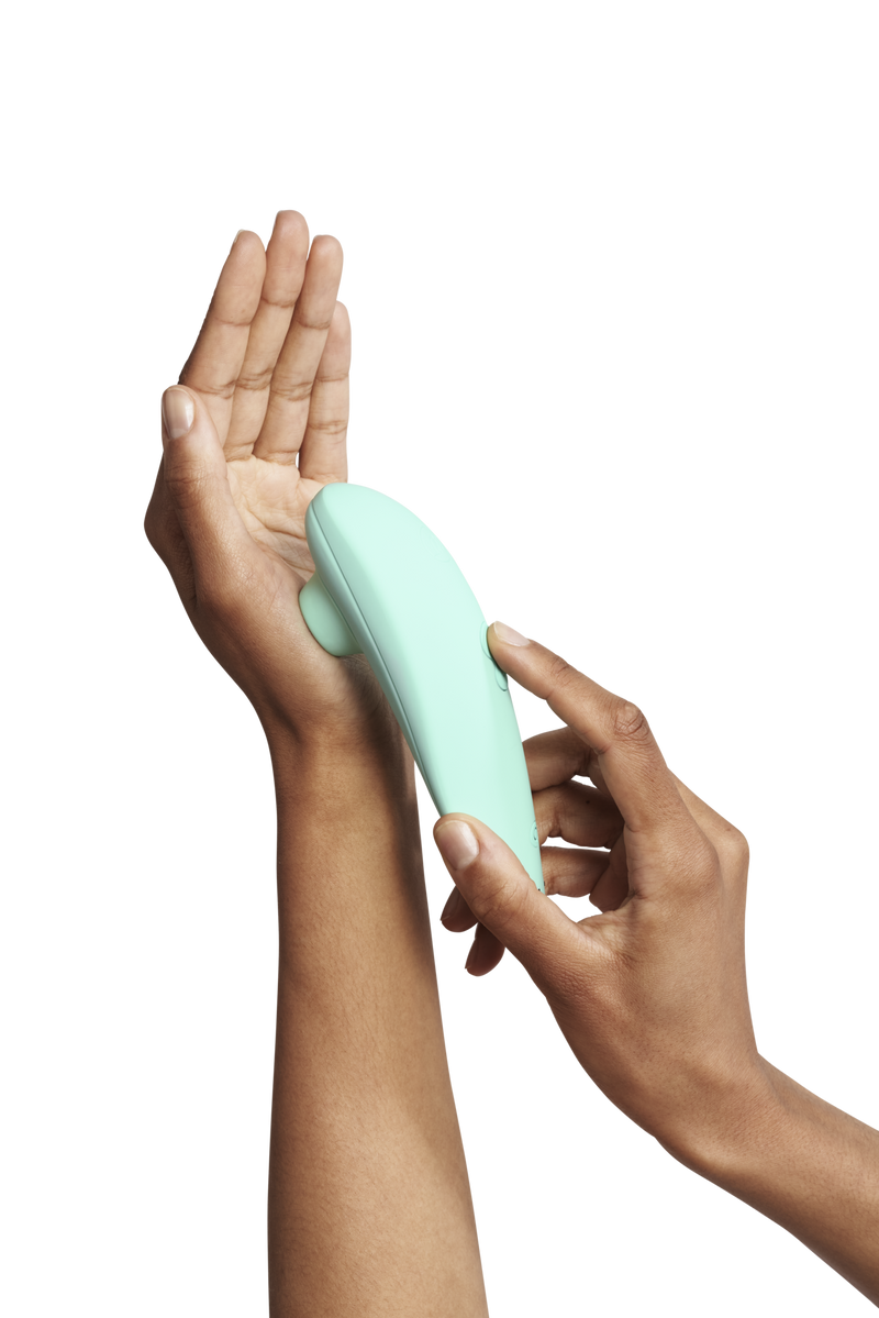 Womanizer - Marilyn Monroe x Womanizer Classic 2 Clitoral Stimulator - Mint Green - Stag Shop