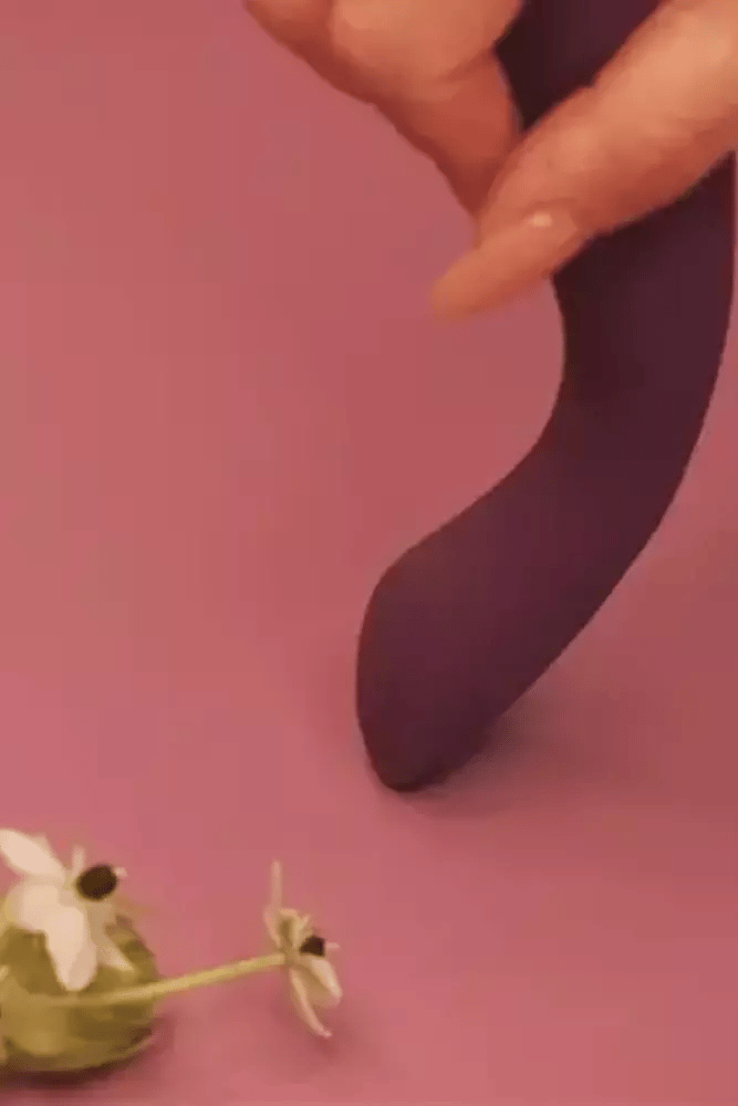 Svakom - Amy 2 Flexible G-Spot & Clitoral Vibrator - Purple - Stag Shop