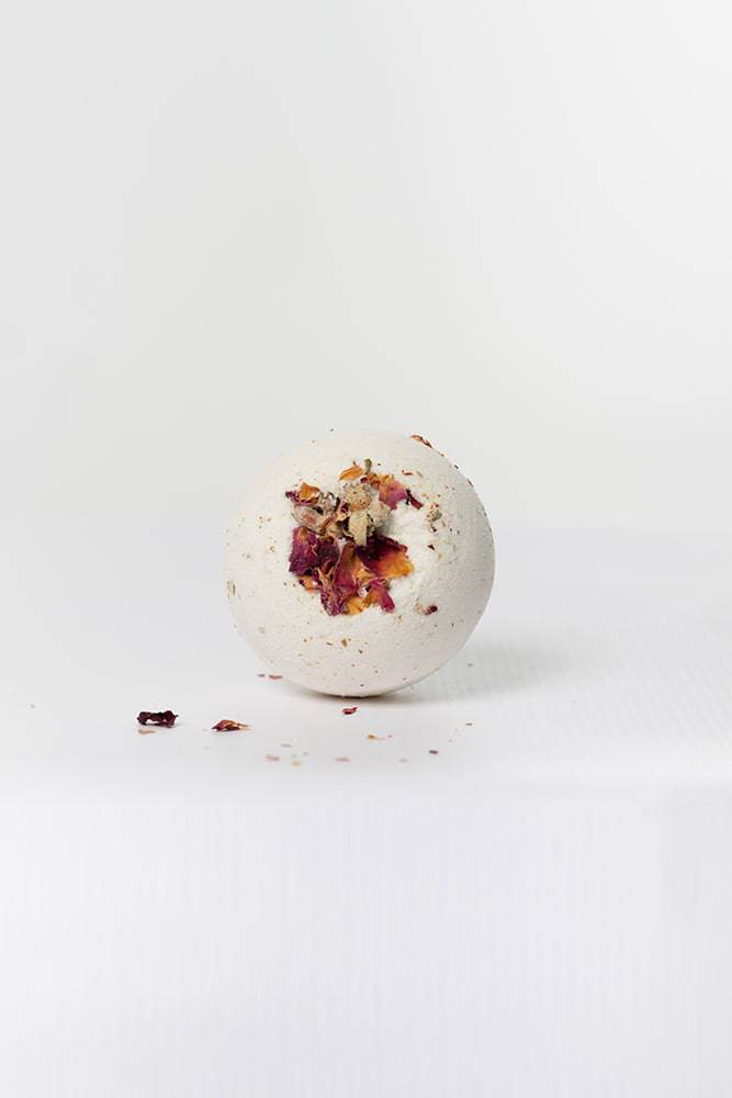 Stag Shop - Bath Bomb - Champagne & Roses Bath Bomb - Stag Shop