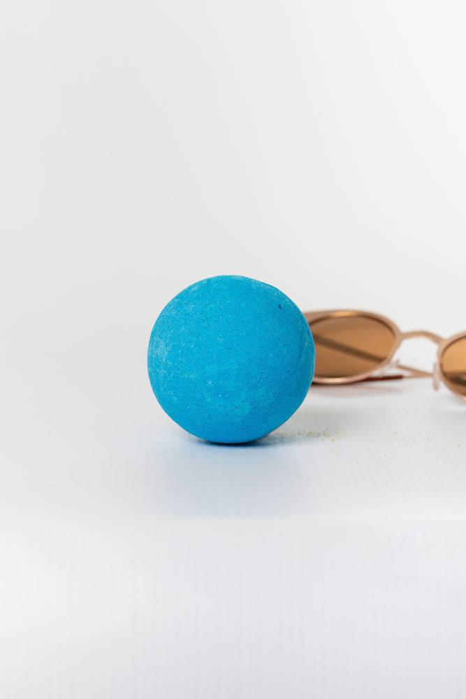 Stag Shop - Bath Bomb - Ocean Blue Hydrating Bath Bomb - Stag Shop