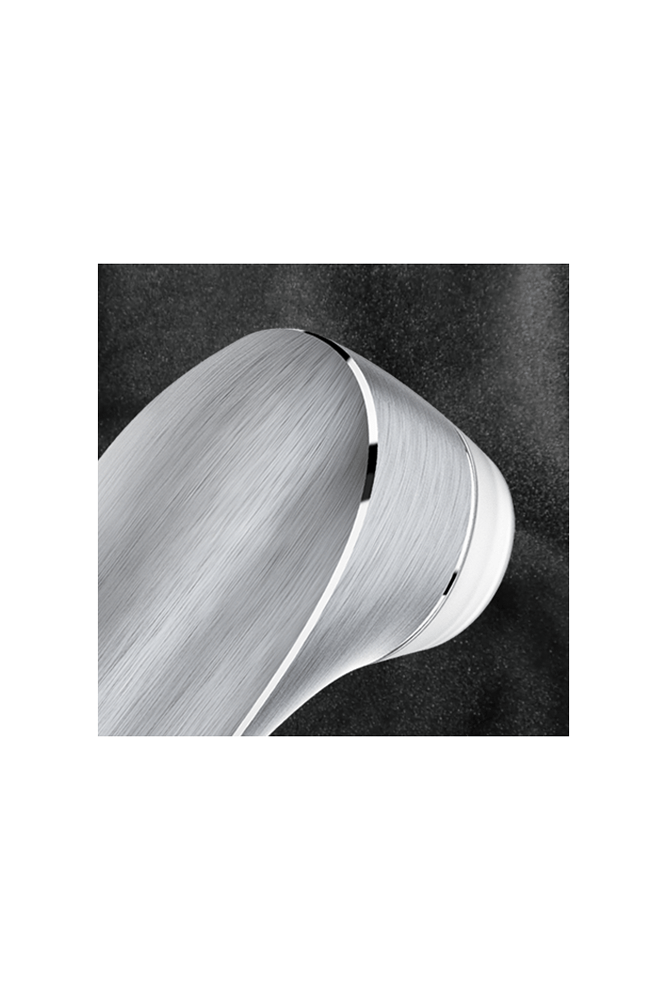 Satisfyer - Luxury - High Fashion Clitoral Stimulator - Silver - Stag Shop