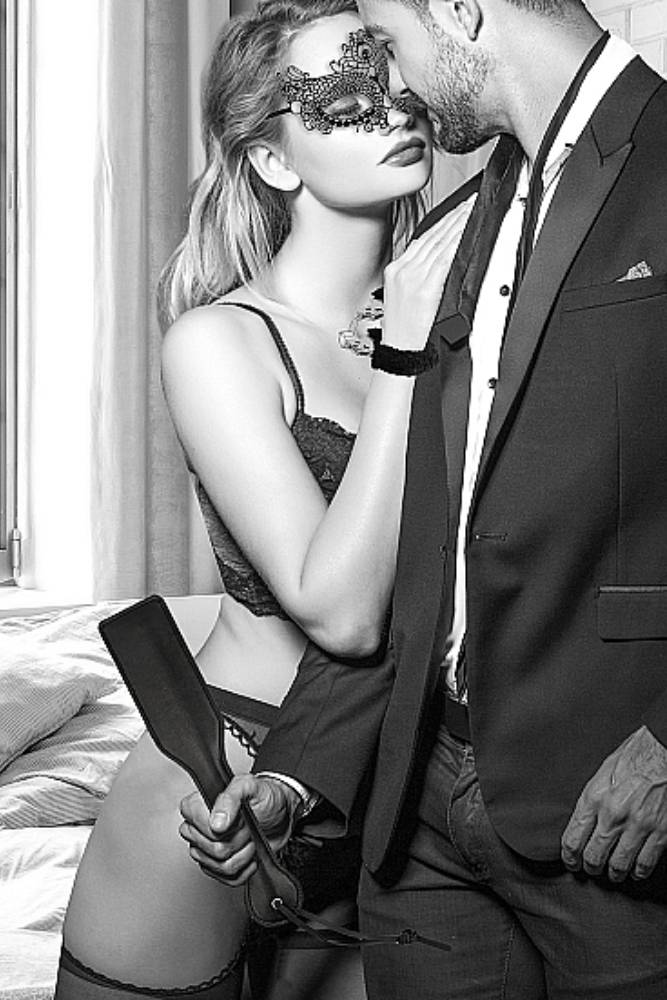 Ouch by Shots Toys - Black & White - Introductory Bondage Kit #3 - Black - Stag Shop