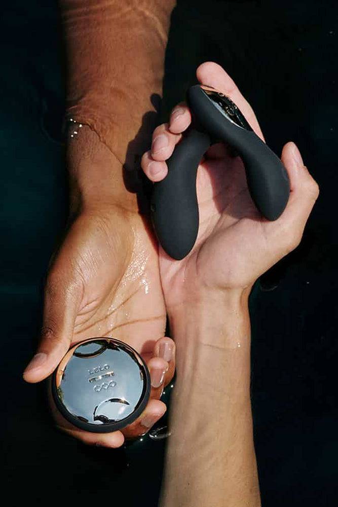 Lelo - Hugo Remote Controlled Prostate Massager - Black - Stag Shop