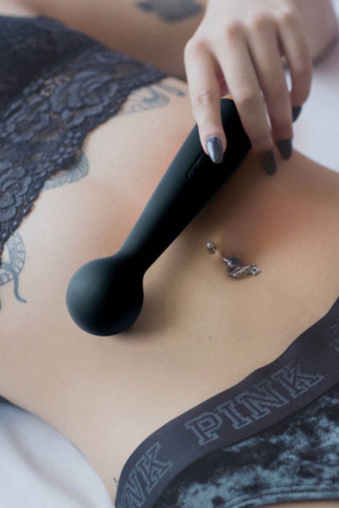 Svakom - Emma Neo Interactive Warming Wand Vibrator - Black - Stag Shop